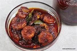 Lilly's Pickles Homemade Fresh Salty & Spicy Prawns Pickle (ചെമ്മീൻ  അച്ചാർ) - 250 gm, 500 gm | Chemmen  Pickle | Non-Veg Achar