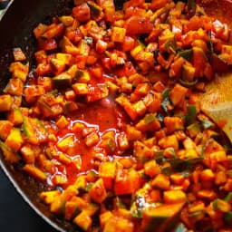 Lolu's Homemade Tasty Fresh & Tasty Sliced Mango Pickle (ചെത്തുമാങ്ങ അച്ചാർ) - 250 g | Mango Pickle