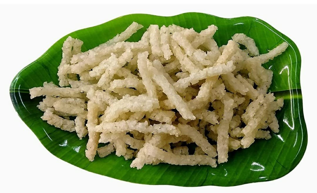 SWAD of Kerala Natural Organic Ready To Eat Tasty Crispy Crunchy And Salty Ari Murukku | Murukku | Mullu Murukku | Rice Flour Spirals | Homemade Murukku | 500 Grams