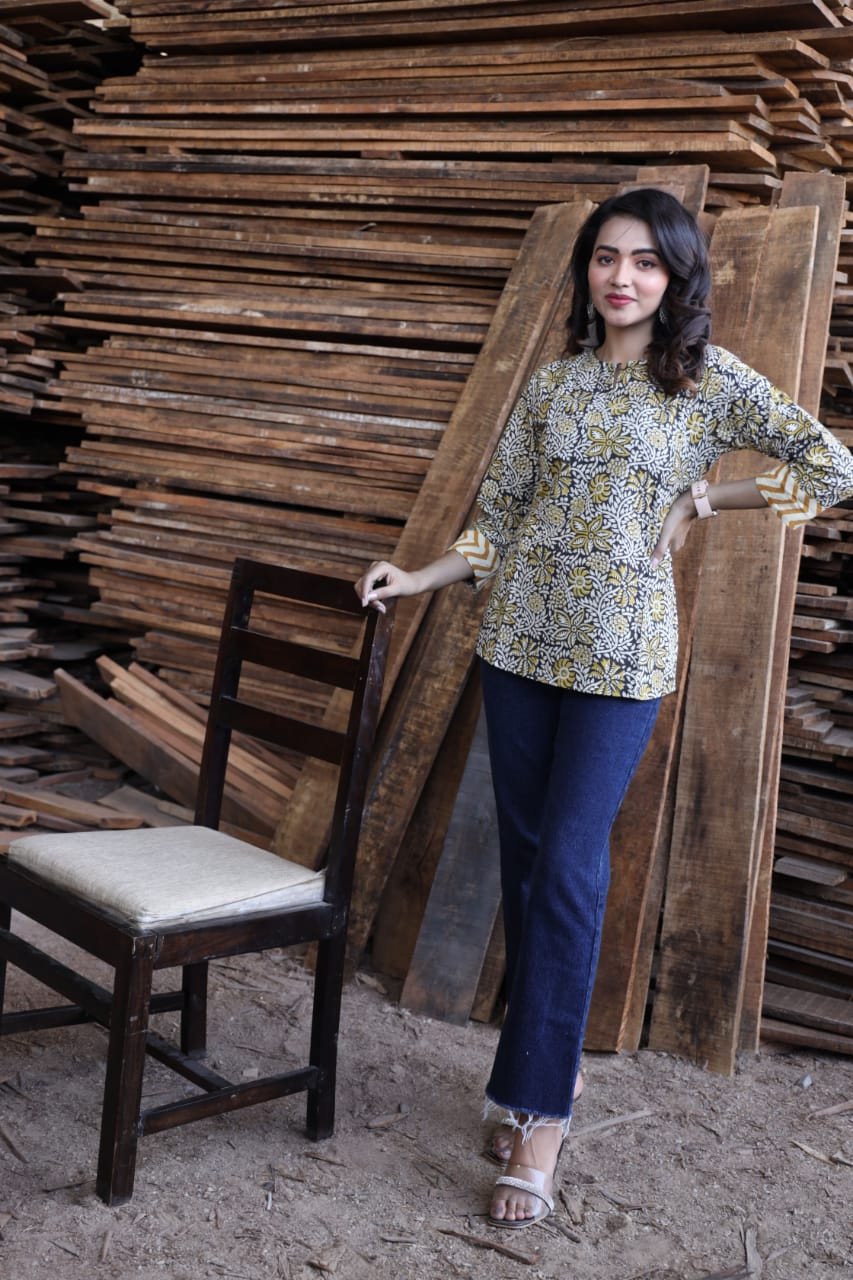 Women's New Collection Of Jaipuri Bagru Hand Block Printed Cotton Tops