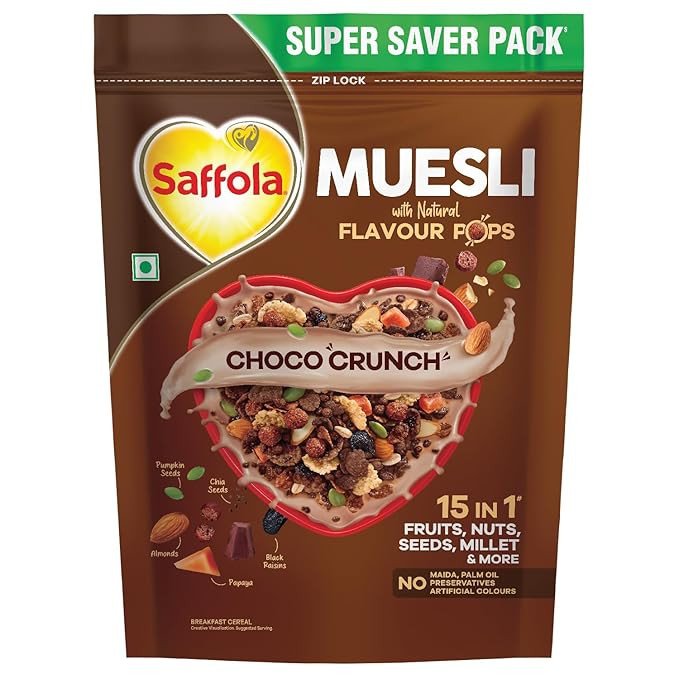 Saffola Muesli Choco Crunch with Flavour Pops, 700 gm | 15 in 1 Fruit and Nuts, Seeds, Millet & more | Cereals for breakfast rich in wholegrain, protein, fibre