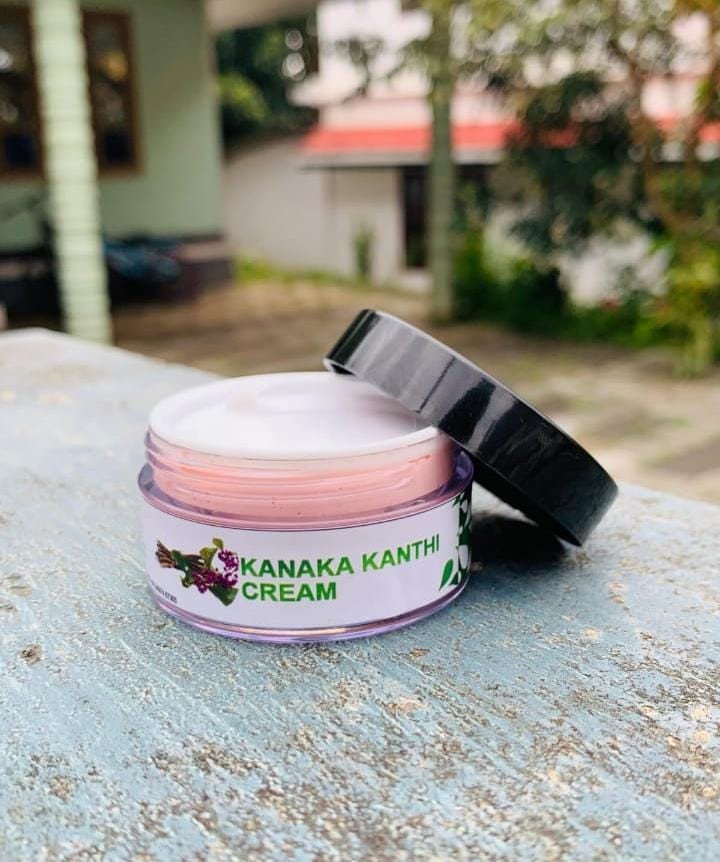 Dr.Sheha's Natural Kanakakanthi Cream For Glowing Skin 25GM